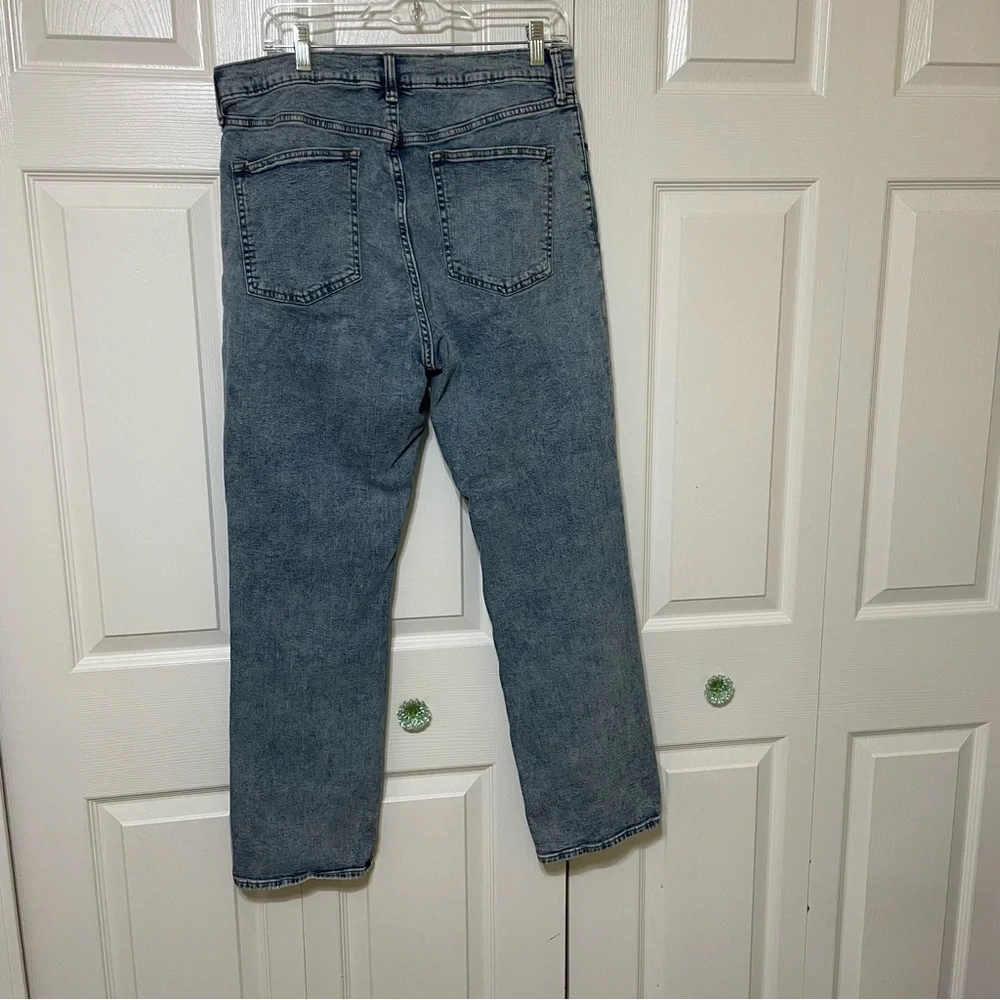 Old Navy Straight Leg Women’s jeans size 20 Plus - Picture 2 of 7